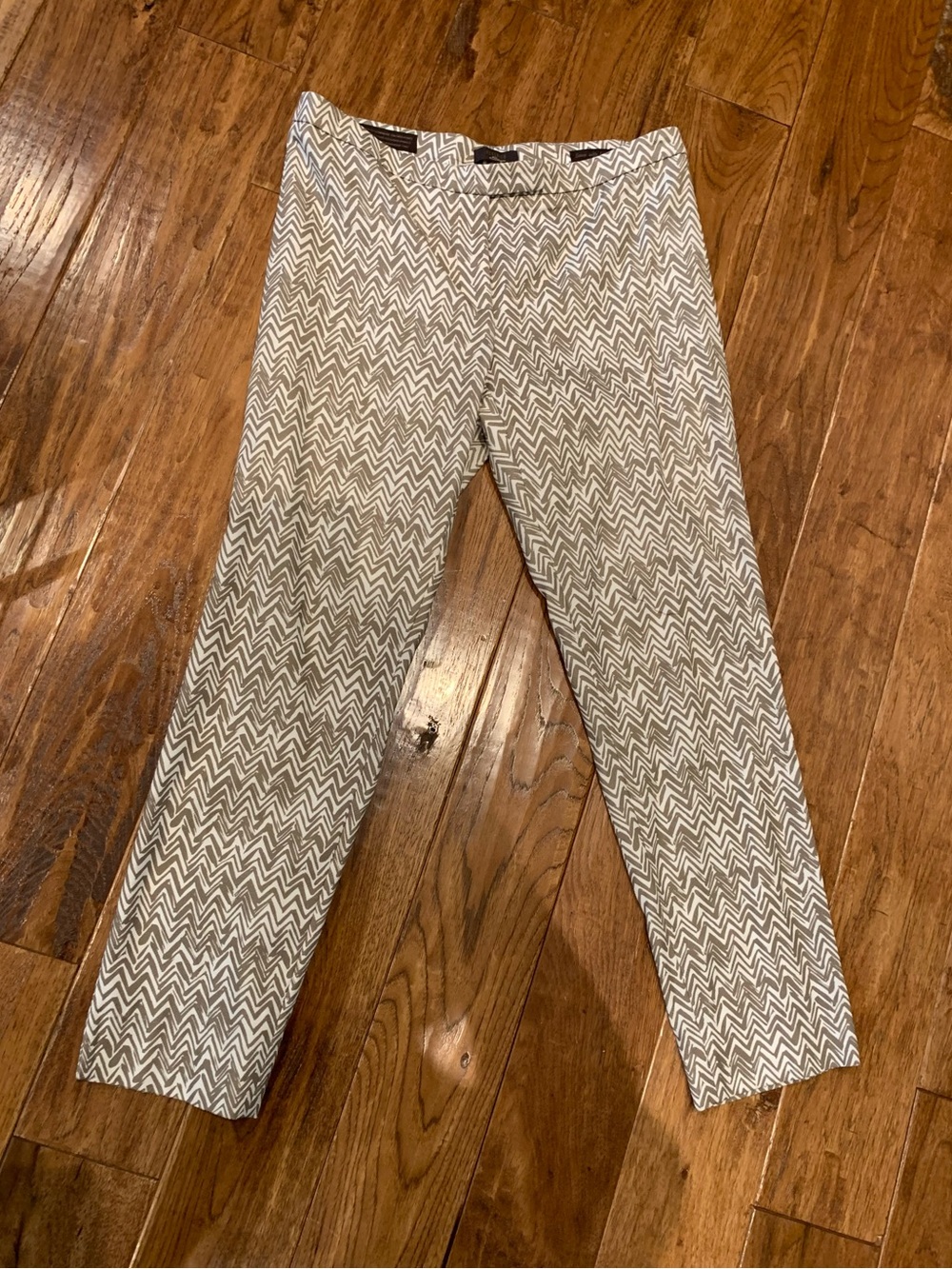 Women’s Beige Herringbone-like pattern Stretch Pants